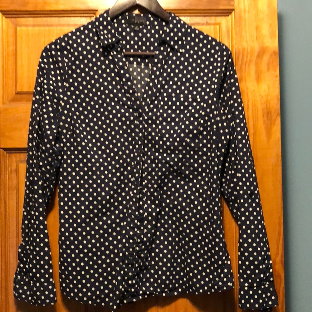 Dotted Button up